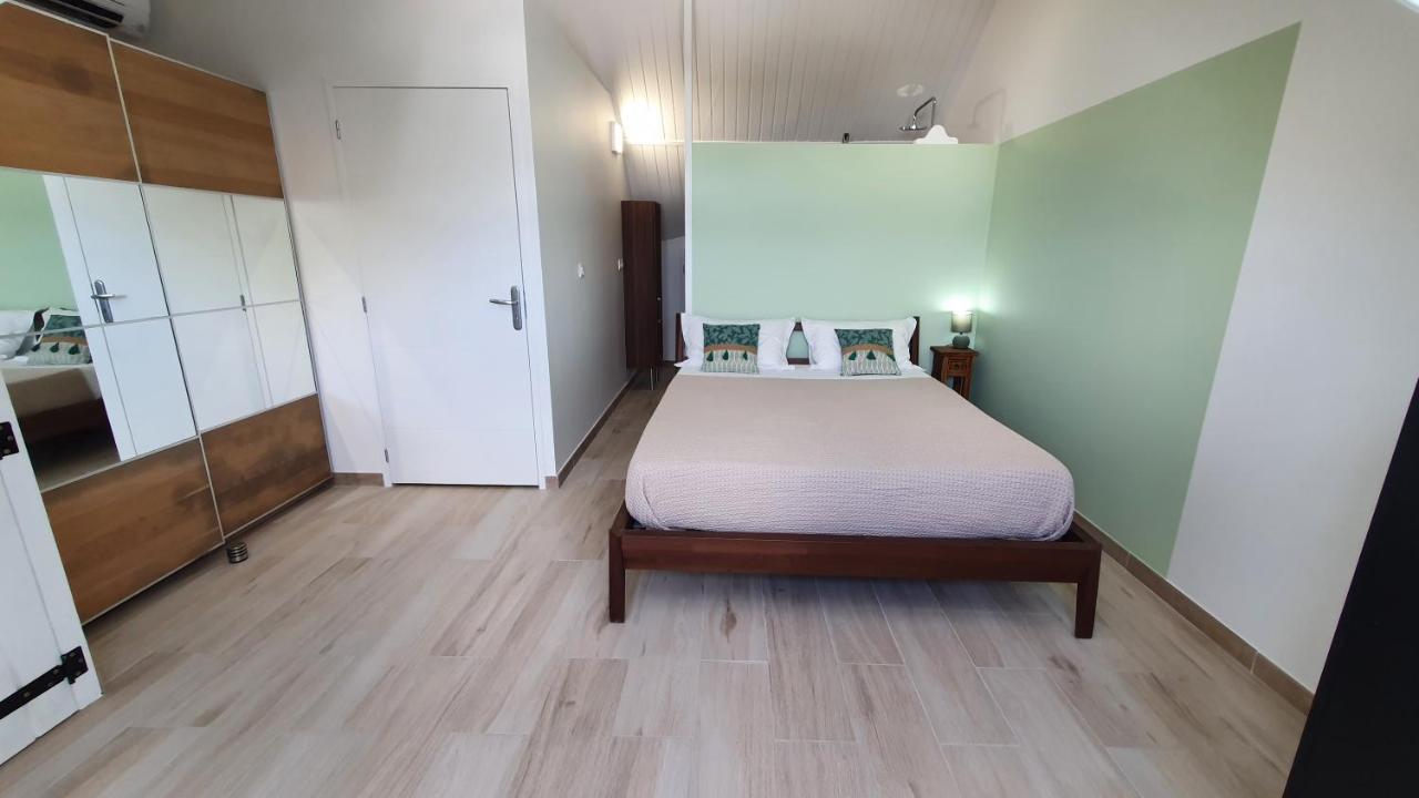 Pinel Superbe Appartement En Residence Vue Mer Cul de Sac Buitenkant foto